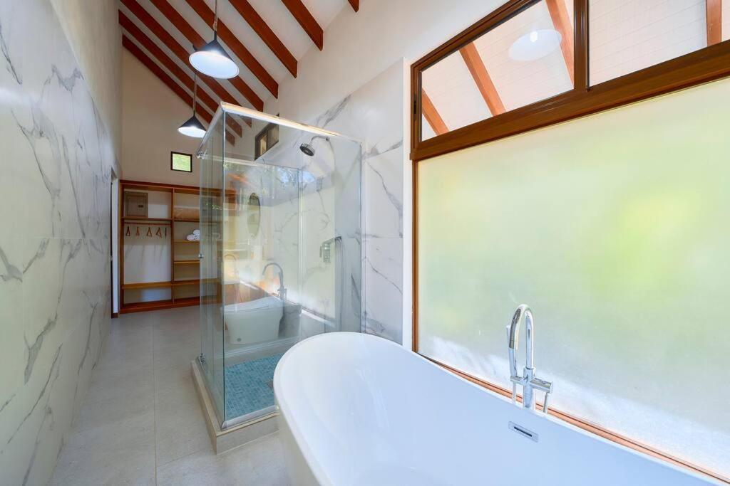 Casa Kristel - Exquisite Villa Getaway Puerto Viejo de Talamanca Zewnętrze zdjęcie
